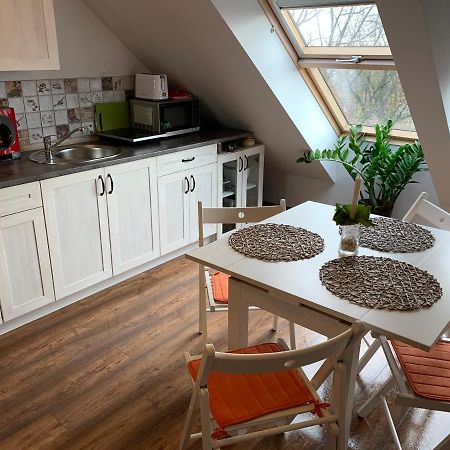 Sky View Condo In Tarnowskie Gory Bagian luar foto